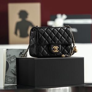 𝑪𝒉𝒂𝒏𝒆𝒍 𝐂𝐅